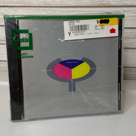 Yes 90125 Album Audio CD Preowned - Picture 1 of 3